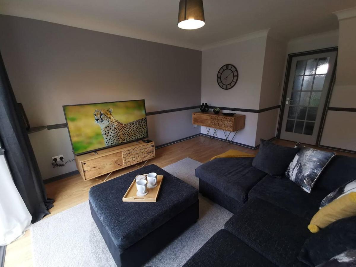 Suburban 2-Bed, Entire Home, Free Parking, Maidstone, Kent Uk Boxley Dış mekan fotoğraf